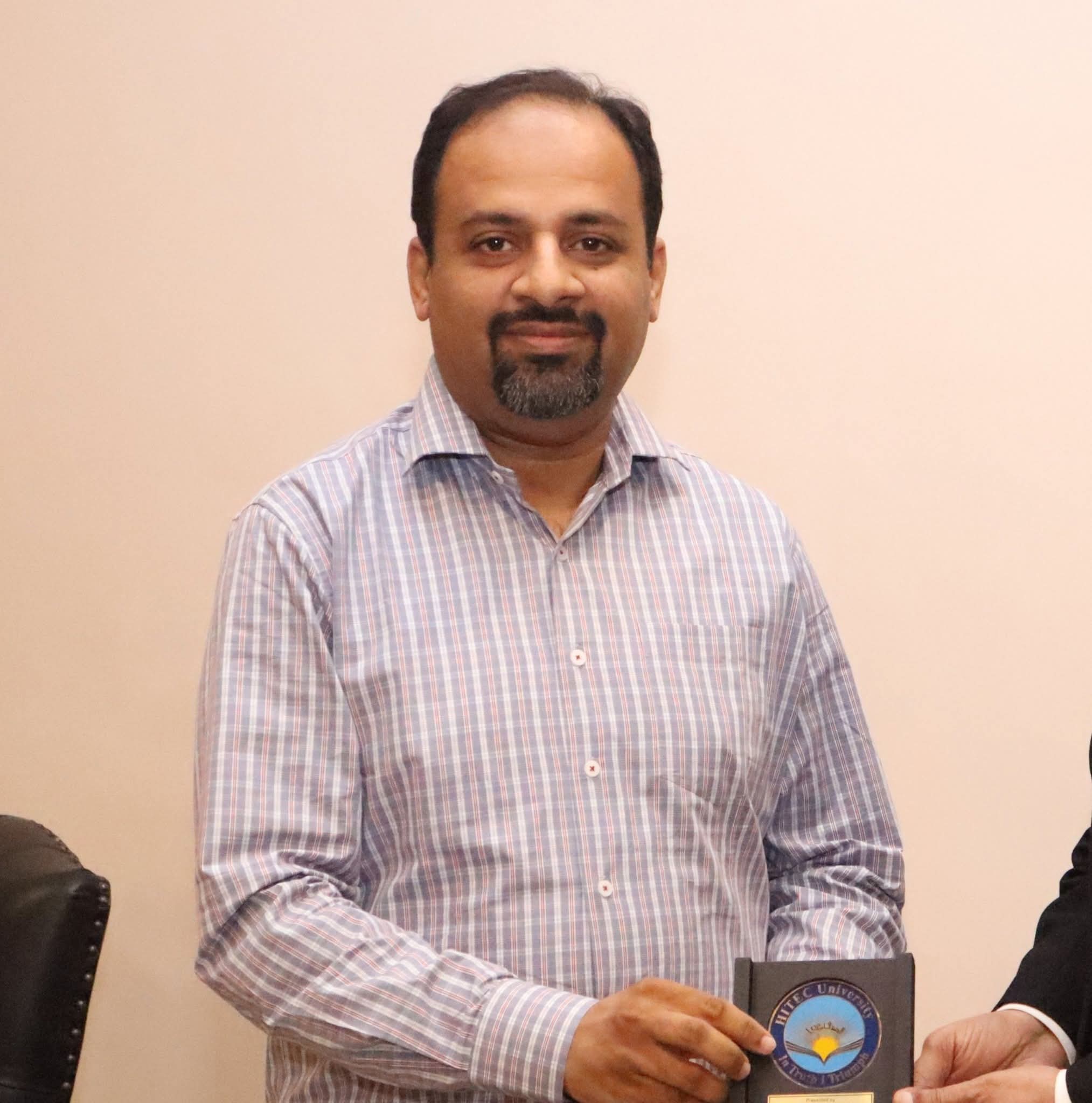 intesab@quest.edu.pk